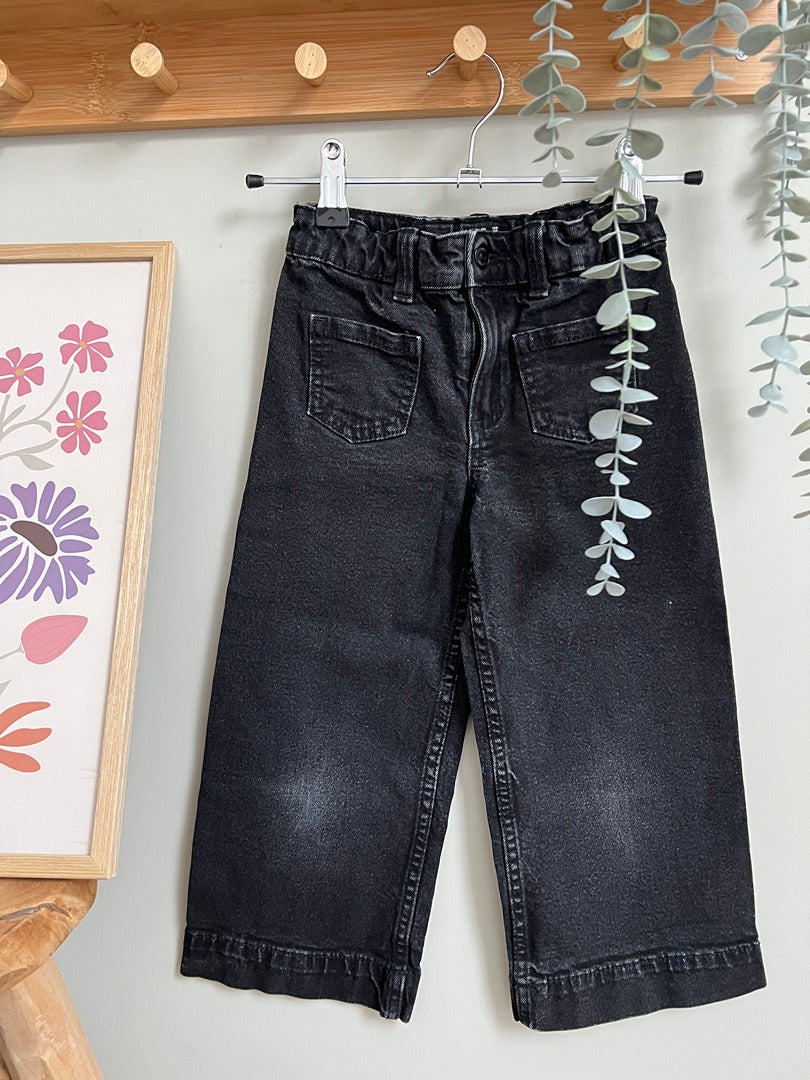 Jean enfant Kiabi large - 5 ans - Noir - État : Excellent Fille