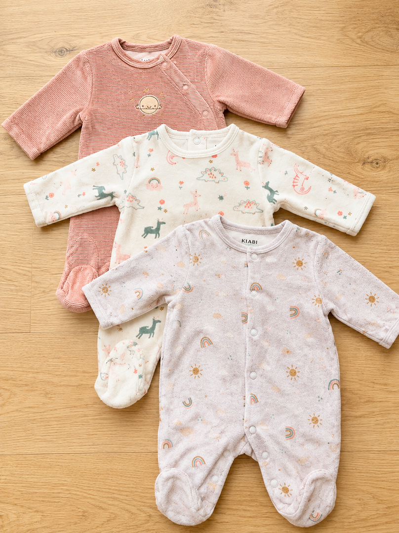 Lot de 3 pyjamas dors-bien 1 pièce velours rose Kiabi 1 mois fille hiver