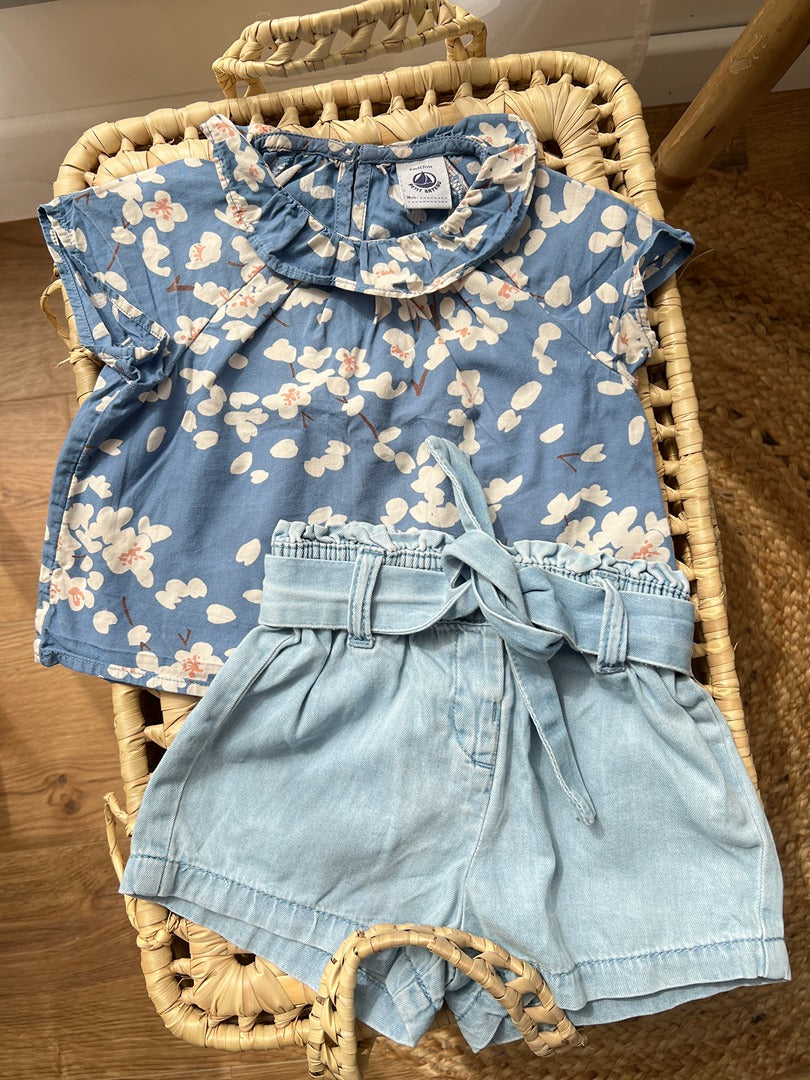 Ensemble fille Petit Bateau & Kiabi 6 mois été fleuri bleu blouse short