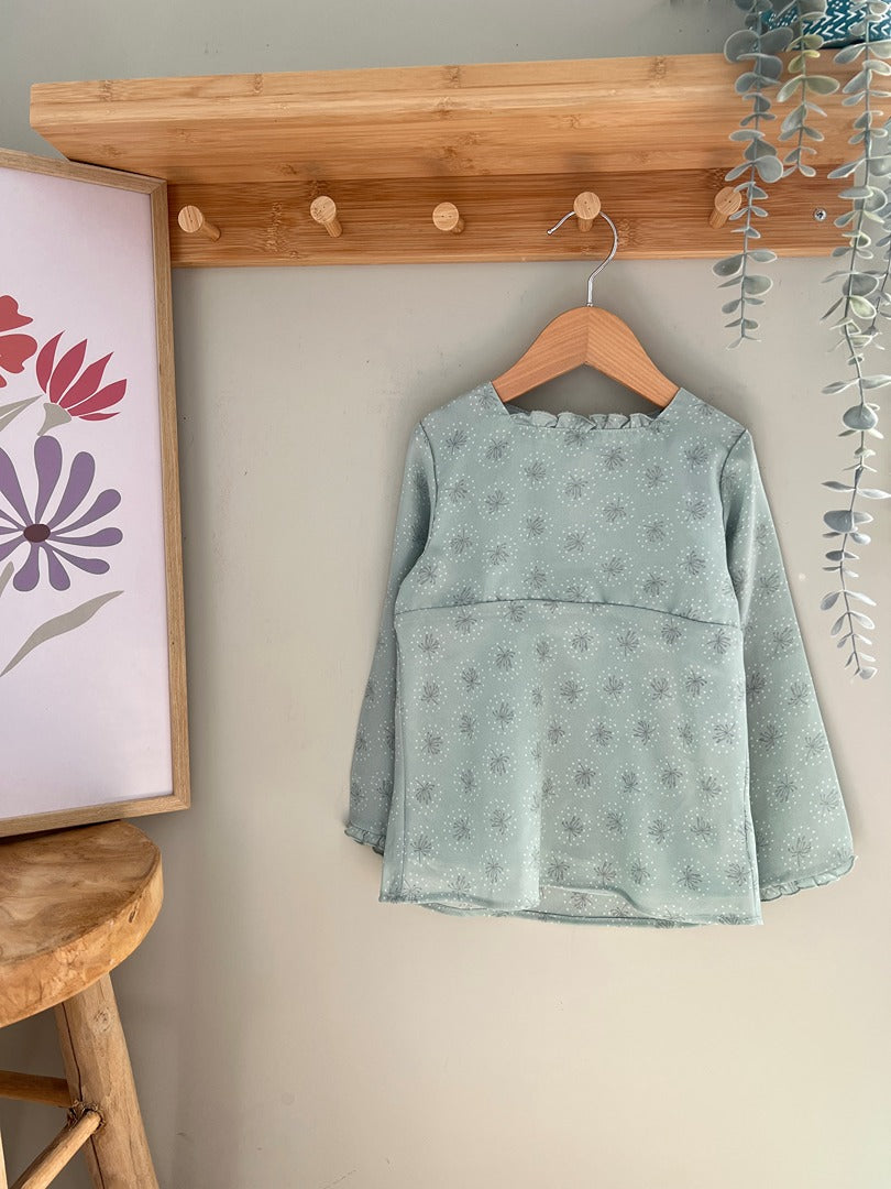 Blouse manches longues fille vert menthe à motifs - 4 ans
