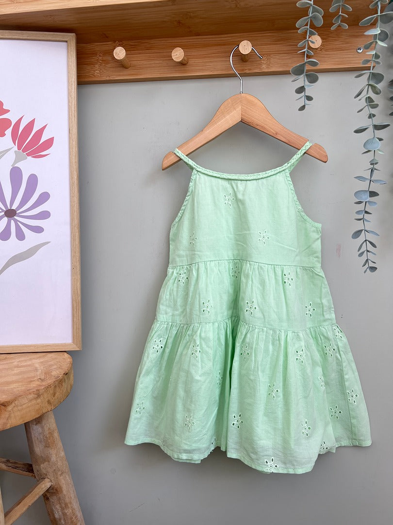 Robe fille Kiabi 3 ans vert menthe broderie été