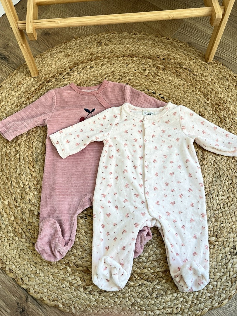 Lot 2 pyjamas rose Tape à l'œil Kiabi fille mi-saison manches longues 3 mois