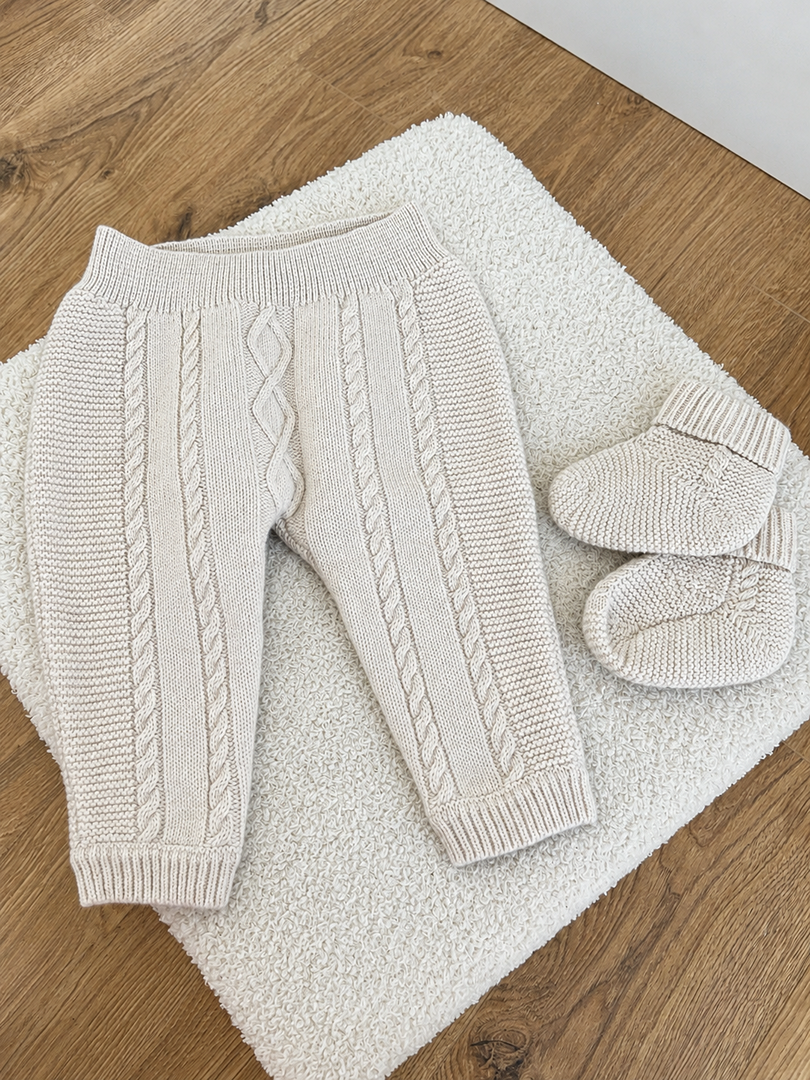 Ensemble tricot pantalon et chaussons bébé mixte Cyrillus 6 mois crème fille garçon