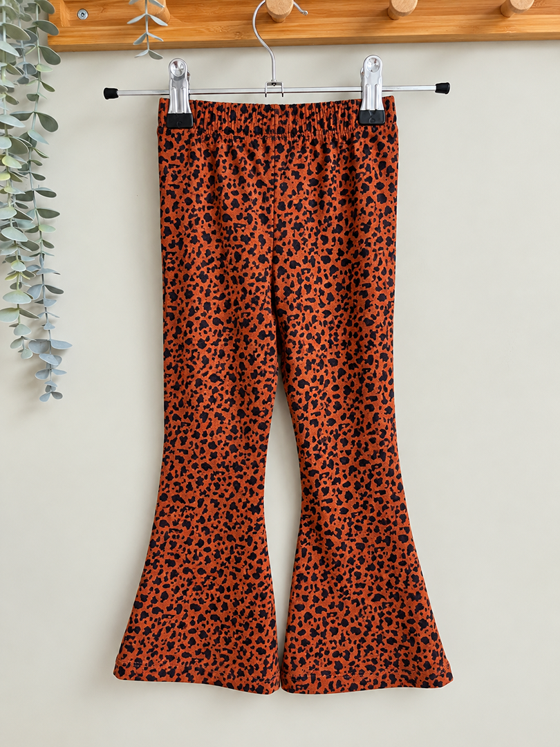 Pantalon pattes d'eph flaire fille Zeeman 3 ans 4 ans mi-saison motif léopard marron