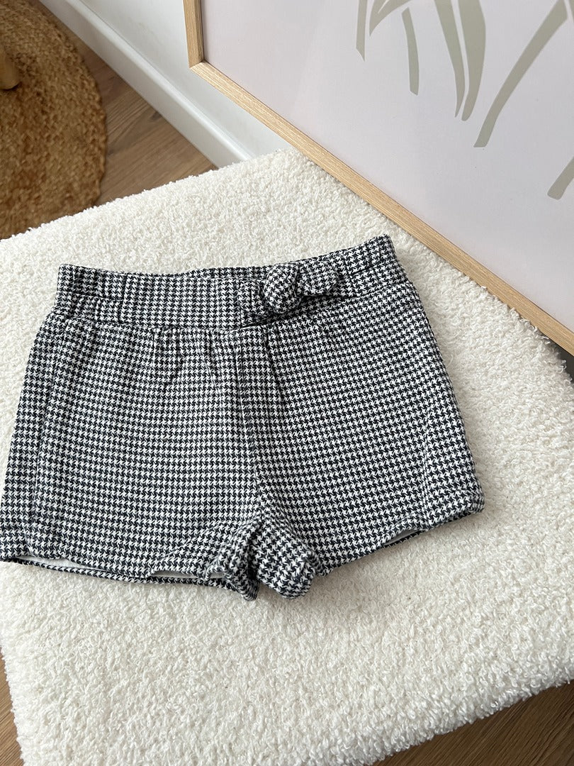 Short bébé fille Kiabi - 12 mois - Noir et blanc - État : Excellent