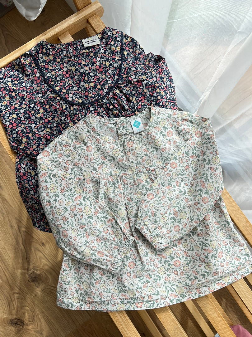 Lot 2 blouses fille Tape à l'œil & Tex 18 mois fleurs bleu mi-saison