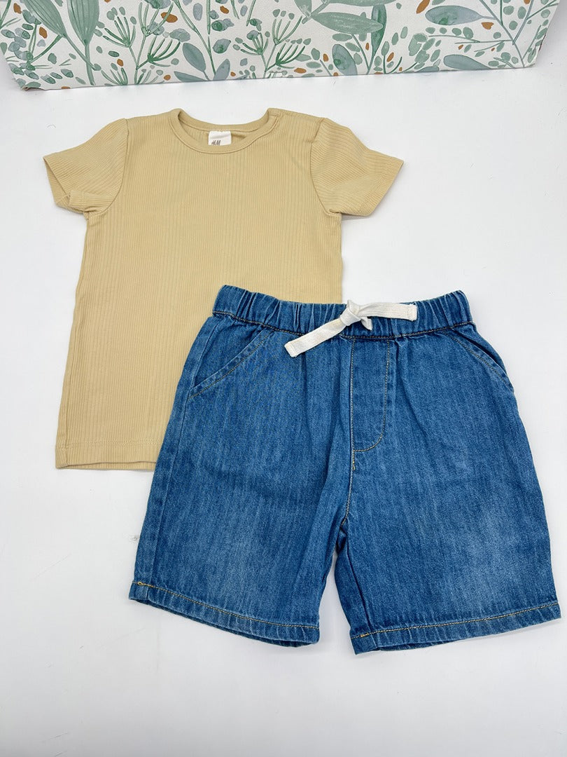 Ensemble t-shirt côtelé moutarde H&m et short jean Bout'chou garçon 2 ans Été manches courtes