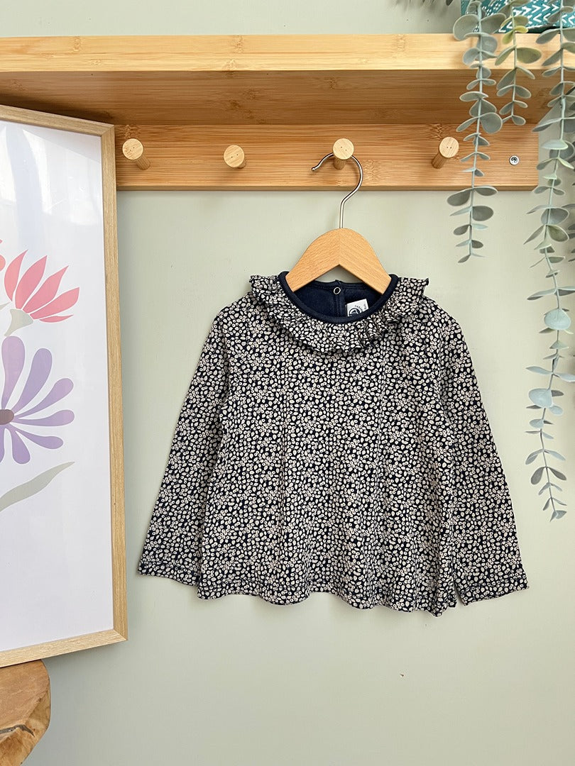 Haut T-shirt manches longues Petit Bateau 2 ans fille fleurs marine joli col