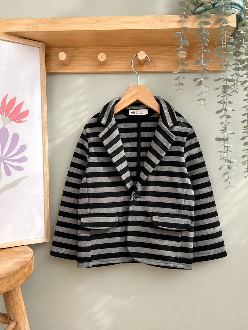 Blazer rayé garçon Enfant H&m 4 Ans Mi-saison Noir Et Gris cérémonie ou gilet