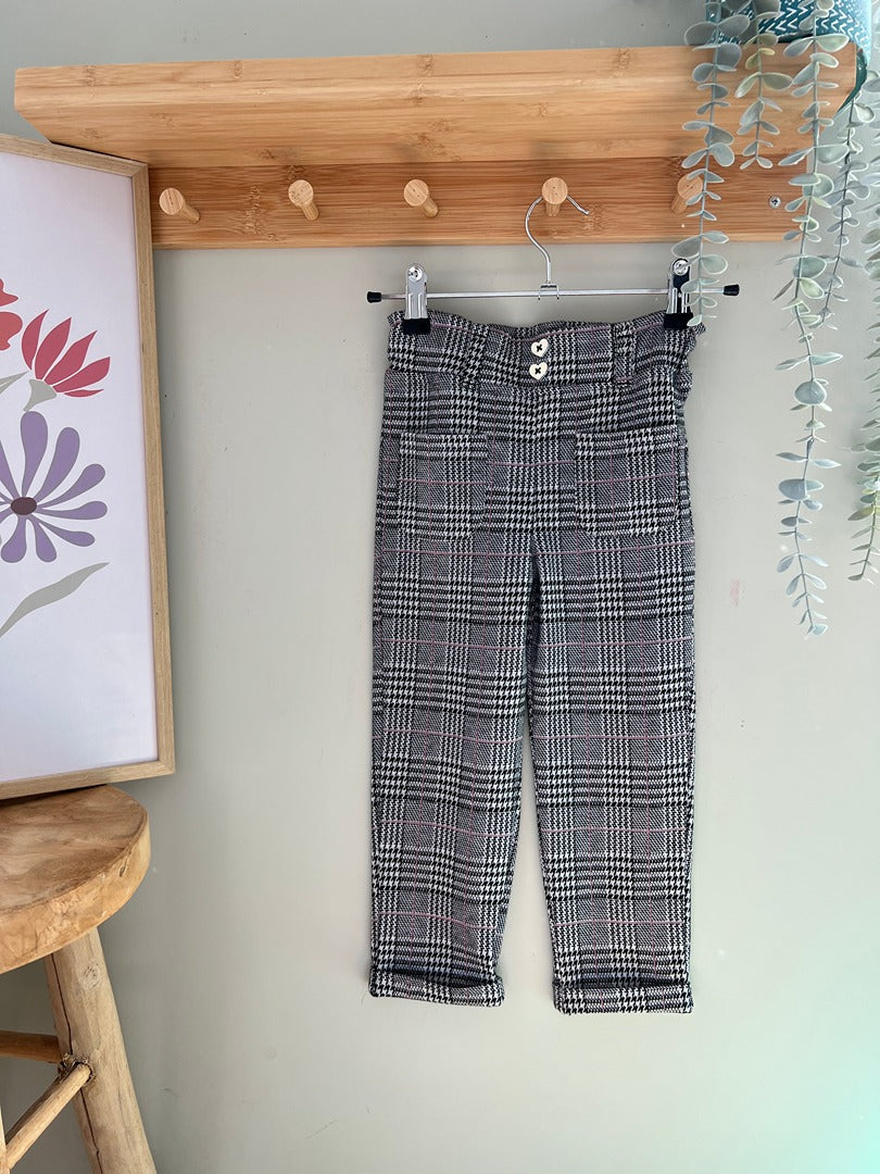 Pantalon à carreaux Primark fille 3 ans 4 ans - Noir blanc