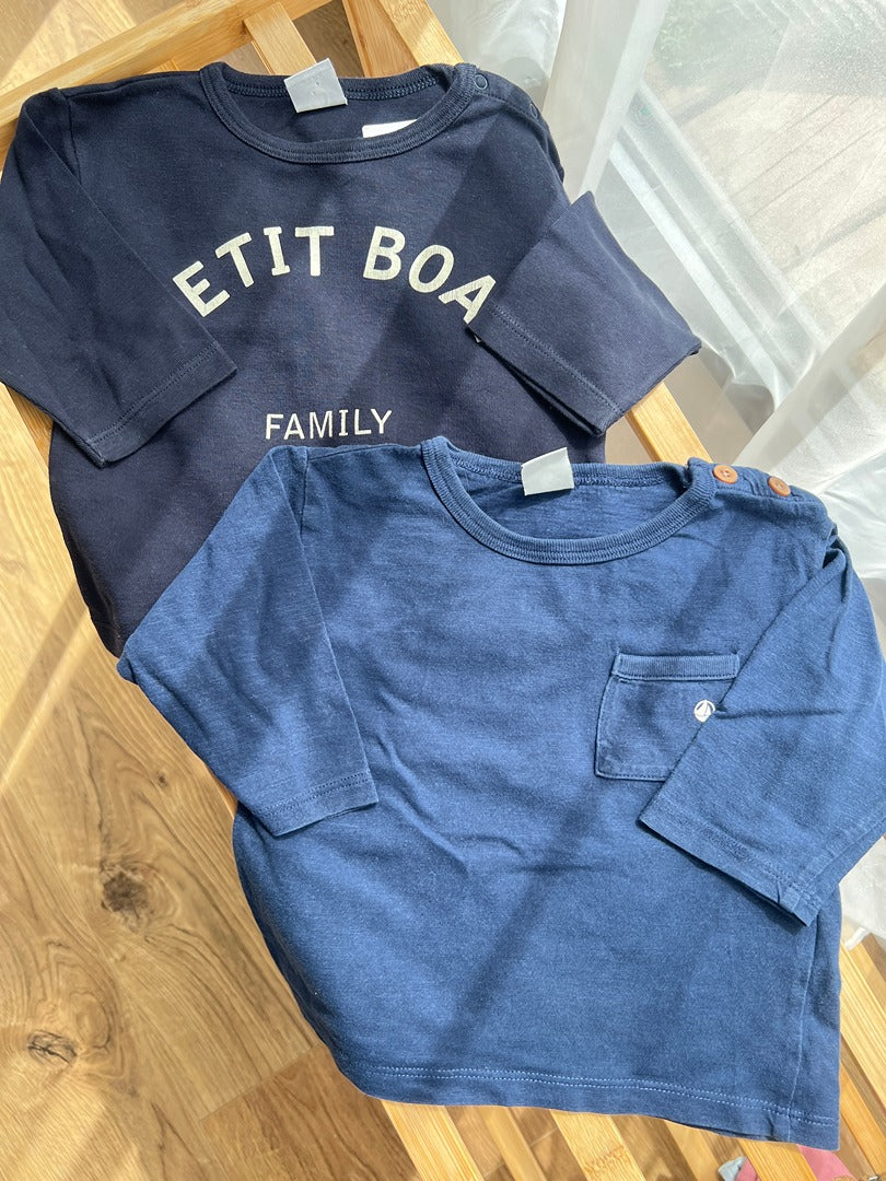 Lot 2 t-shirts Petit Bateau 12 mois bleu marine garçon mi-saison Manches longues
