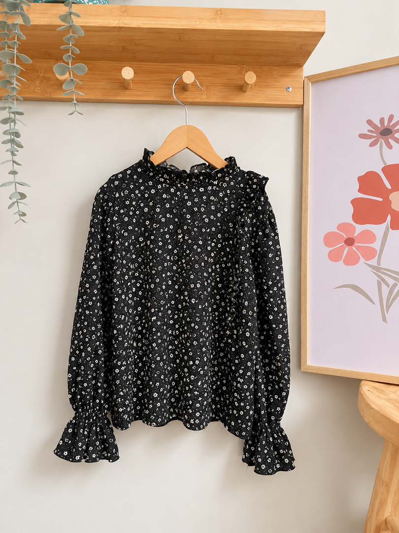Blouse fille Zara 7 ans noire fleurie manches longuesm mi-saison