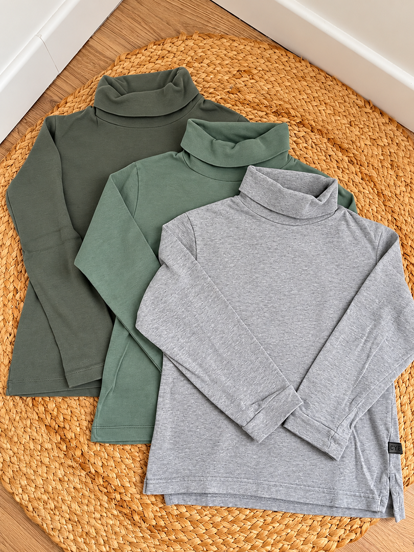 Lot de 3 t-shirts manches longues col roulé vert et gris garçon 8 ans hiver Petit Bateau Cyrillus