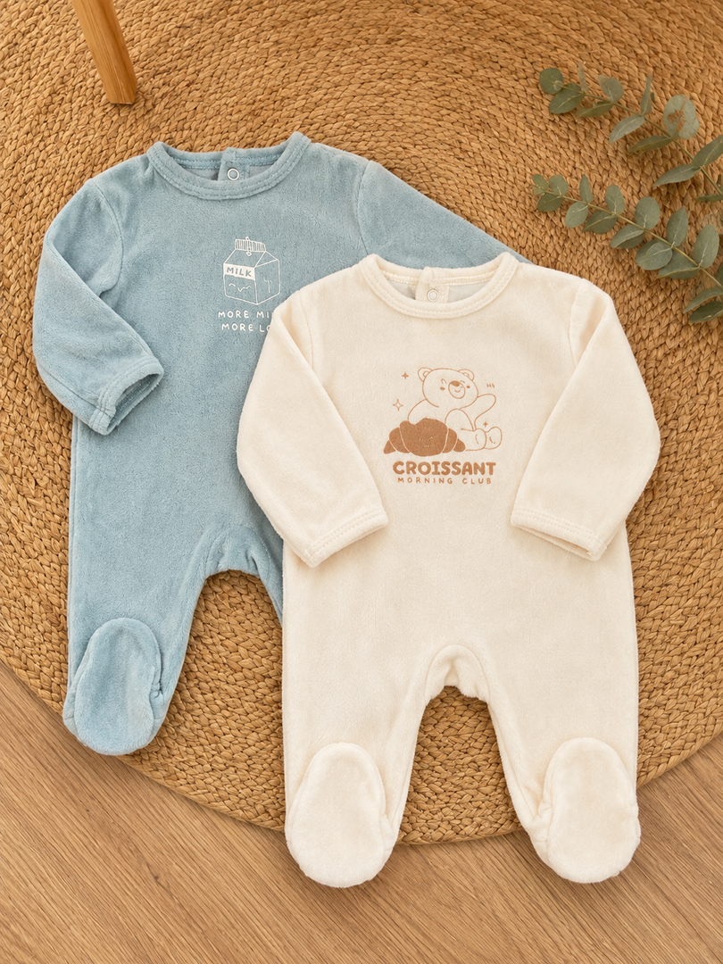 Lot de 2 pyjamas 1 pièce garçon velours Kiabi beige et bleu 1 mois hiver manches longues