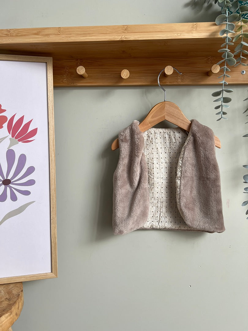 Gilet sans manches fille blanc taupe réversible mi-saison 3 mois