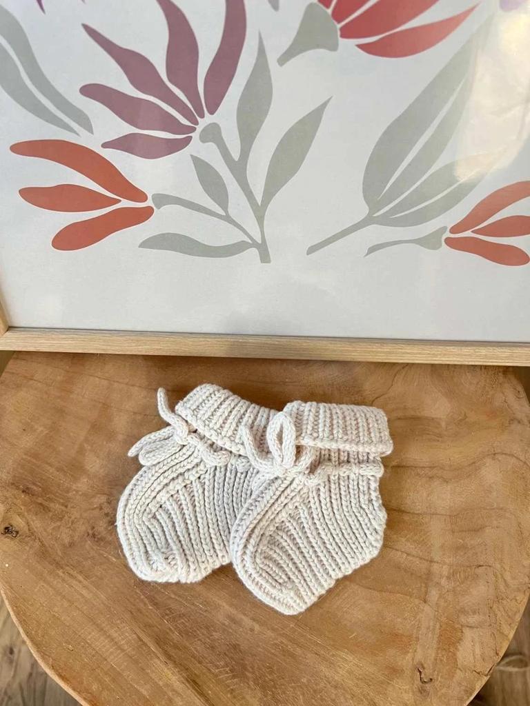 Chaussons bébé beige 0 mois naissance – mixte – cocooning des premiers jours garçon ou fille
