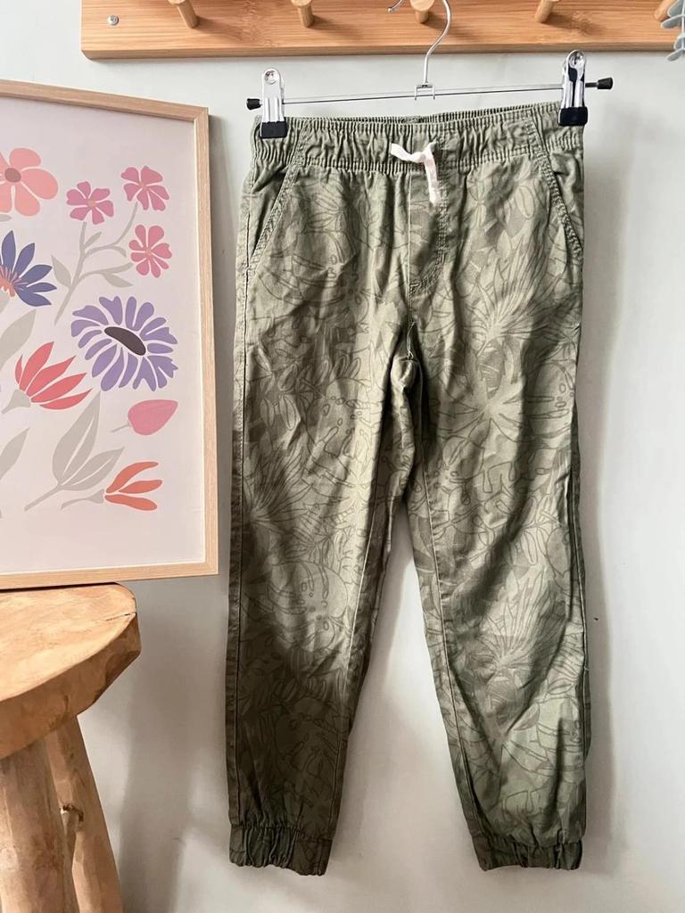 Pantalon cargo kaki kiabi 7 ans garçon